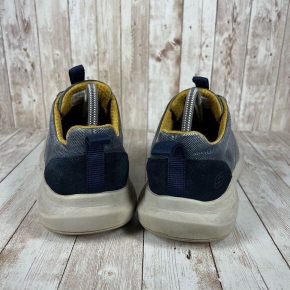 SKECHERS MEMORY foam arch support - Mens 8.5 - Picture 3 of 9